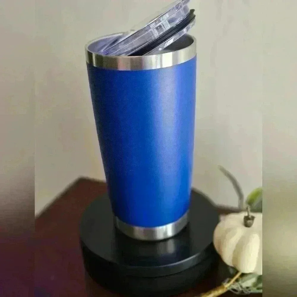 20 oz stainless steel cup blue, grat for a cold drink or hot coffee.
